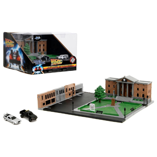 Back to The Future Hill Valley Courthouse Diorama