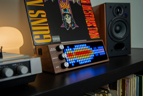 PETRU Audio Visualizer Stand